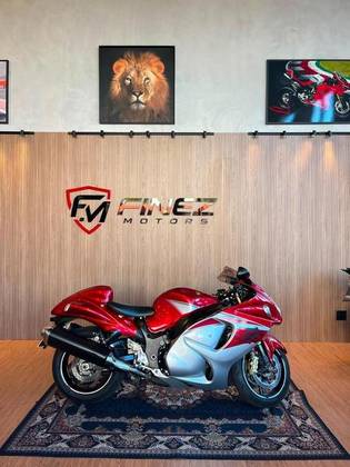 SUZUKI HAYABUSA GSX1300RA SUZUKI HAYABUSA GSX1300RA